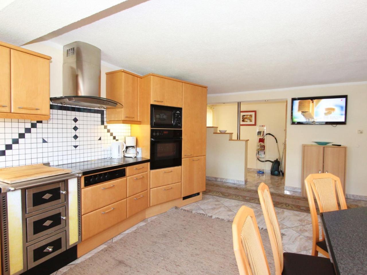 Apartment Christian By Interhome
